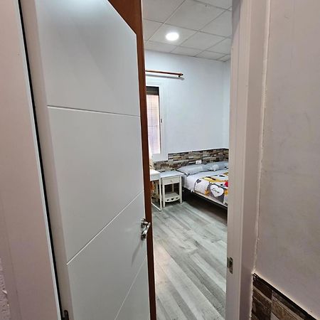 Habitacion Doble Con Bano Privado L'Hospitalet de Llobregat Exterior photo